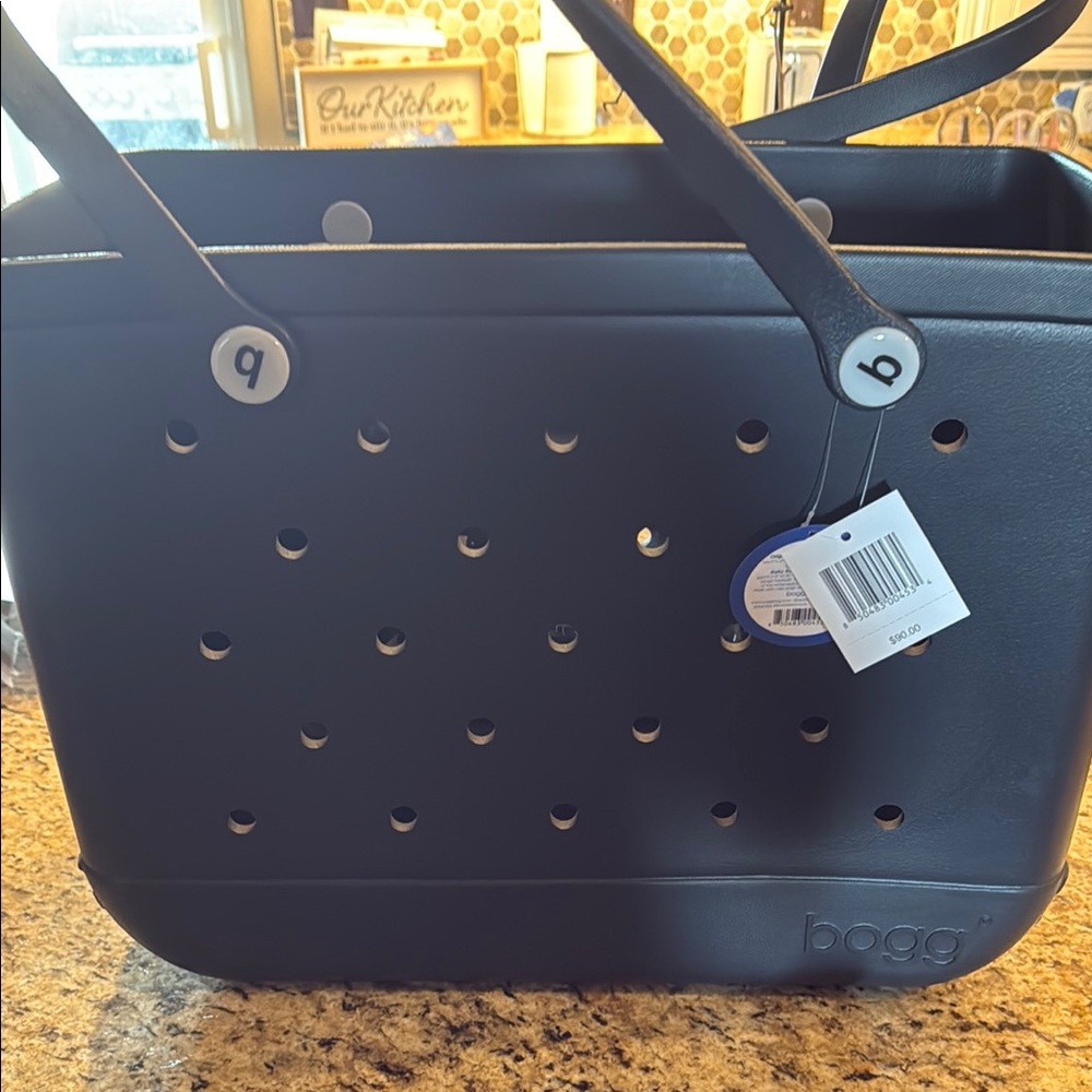BOGG BAG Black Tote Bag Versatile and Stylish